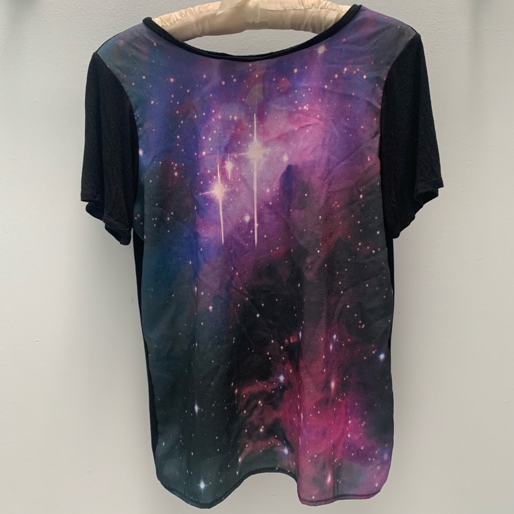🦋one clothing Galaxy top